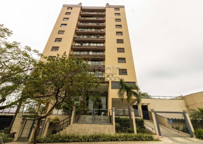 Apartamento com 108m², 3 quartos, 1 suíte, 2 vagas, no bairro Cristo Redentor em Porto Alegre