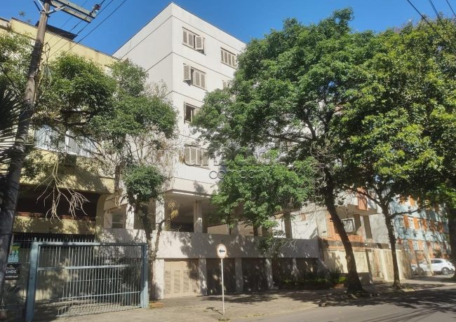 Apartamento com 67m², 2 quartos, 1 vaga, no bairro Petrópolis em Porto Alegre