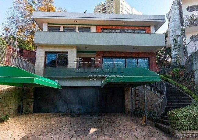 Casa com 500m², 4 quartos, 2 suítes, 6 vagas, no bairro Boa Vista em Porto Alegre