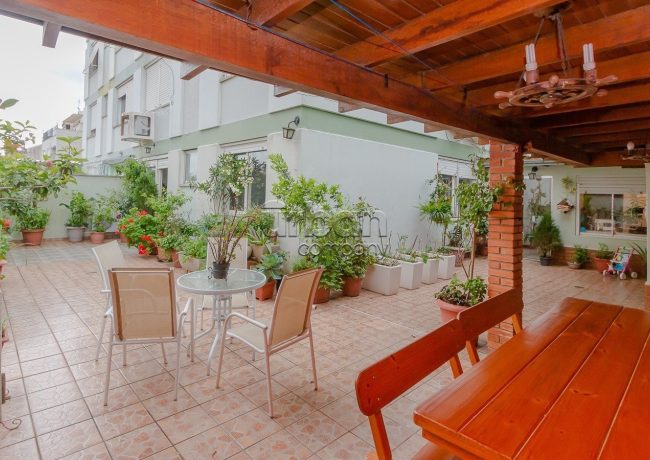 Apartamento Garden com 171m², 3 quartos, 2 vagas, no bairro Auxiliadora em Porto Alegre