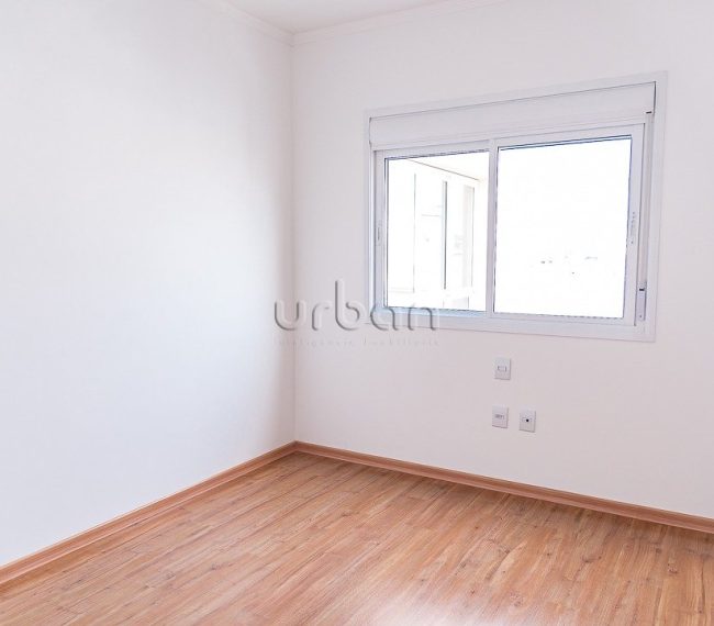 Apartamento com 83m², 2 quartos, 1 suíte, 2 vagas, no bairro Jardim Botânico em Porto Alegre