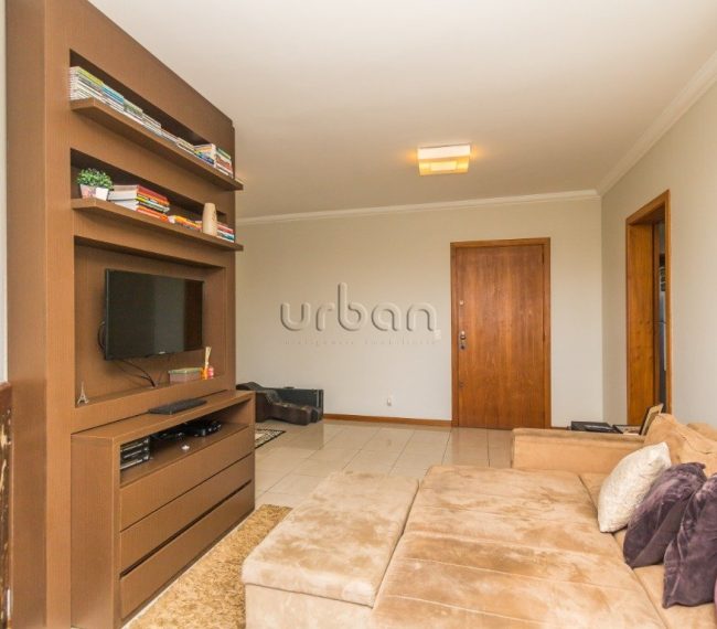 Apartamento com 95m², 2 quartos, 1 suíte, 2 vagas, no bairro Menino Deus em Porto Alegre