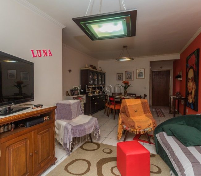 Apartamento com 117m², 3 quartos, 1 suíte, 1 vaga, no bairro Vila Ipiranga em Porto Alegre