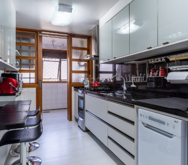 Apartamento com 154m², 3 quartos, 2 suítes, 2 vagas, no bairro Chácara da Pedras em Porto Alegre