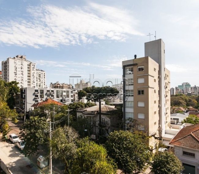 Apartamento com 277m², 3 quartos, 1 suíte, 2 vagas, no bairro Auxiliadora em Porto Alegre