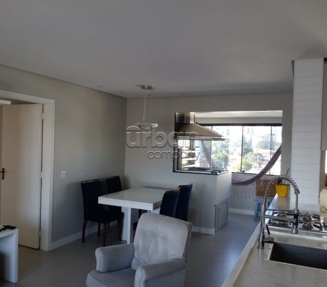 Apartamento com 105m², 3 quartos, 1 suíte, 1 vaga, no bairro Rio Branco em Porto Alegre