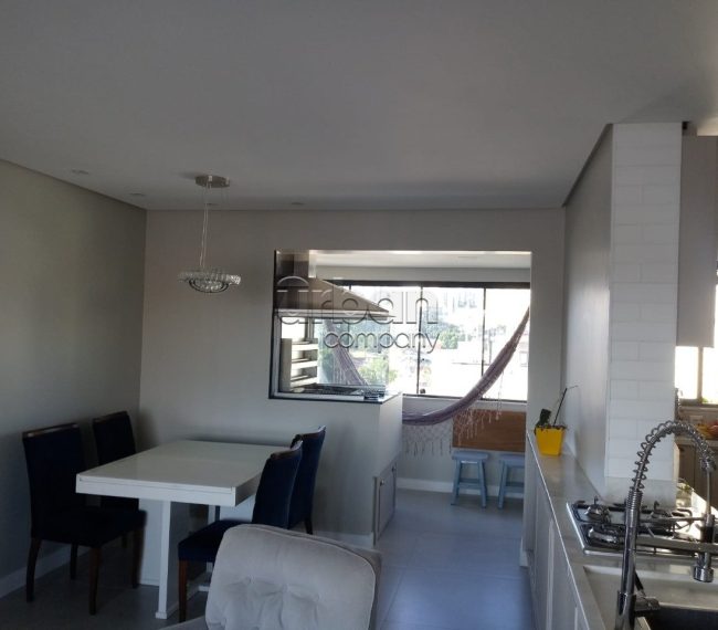 Apartamento com 105m², 3 quartos, 1 suíte, 1 vaga, no bairro Rio Branco em Porto Alegre