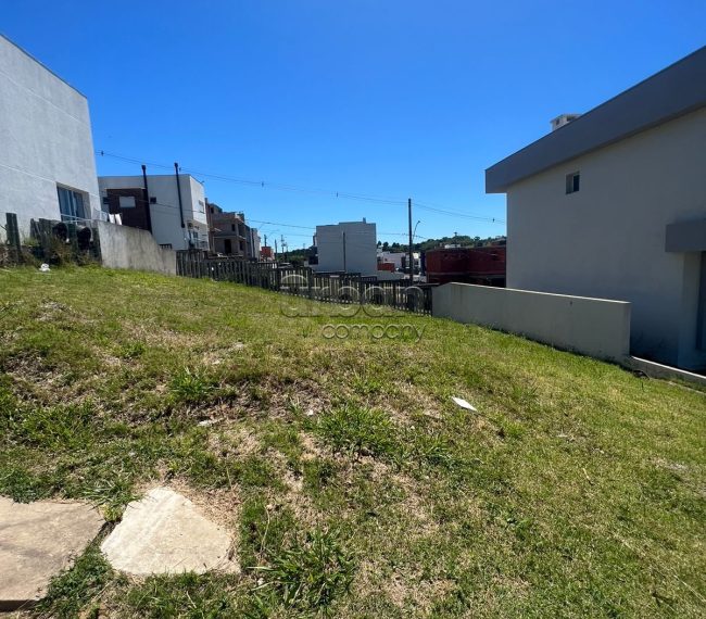 Terreno com 150m², no bairro Verdes Campos em Porto Alegre