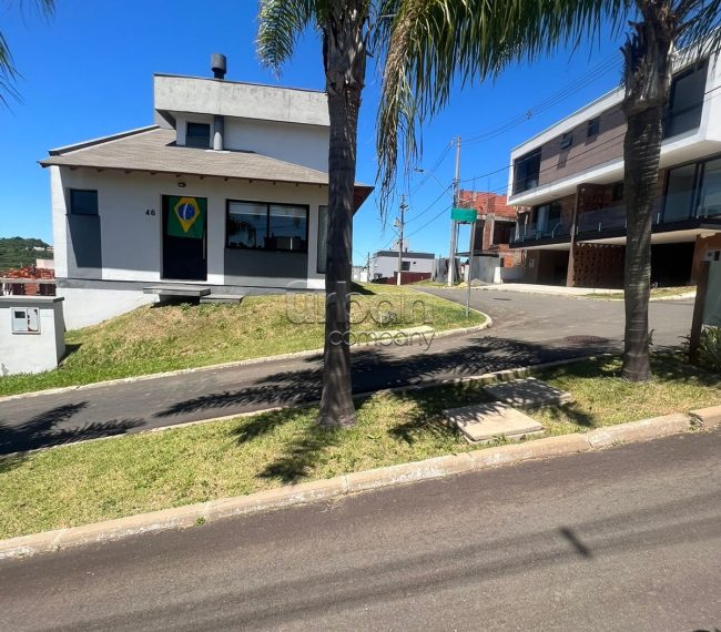 Terreno com 150m², no bairro Verdes Campos em Porto Alegre