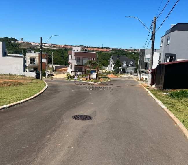 Terreno com 150m², no bairro Verdes Campos em Porto Alegre