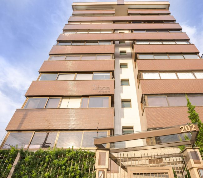 Apartamento Garden com 147m², 3 quartos, 1 suíte, 2 vagas, no bairro Passo da Areia em Porto Alegre