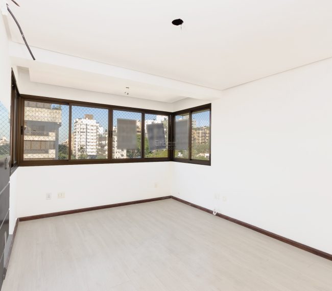 Apartamento Duplex com 130m², 3 quartos, 1 suíte, 3 vagas, no bairro Bela Vista em Porto Alegre