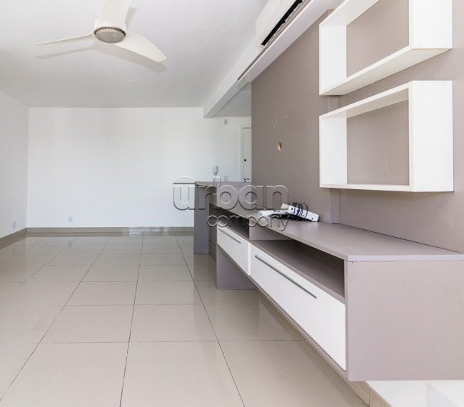 Apartamento com 68m², 2 quartos, 1 vaga, no bairro Jardim Carvalho em Porto Alegre