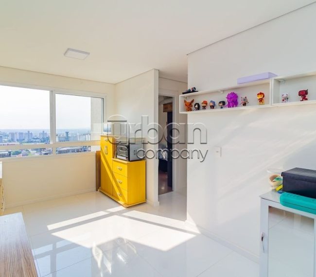 Apartamento com 56m², 2 quartos, 1 suíte, 1 vaga, no bairro Passo D'areia em Porto Alegre