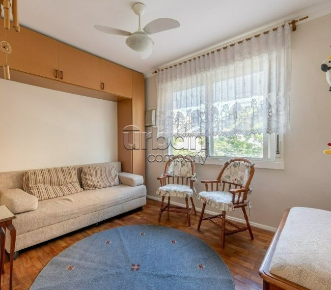 Apartamento com 74m², 2 quartos, 1 suíte, 1 vaga, no bairro Jardim do Salso em Porto Alegre