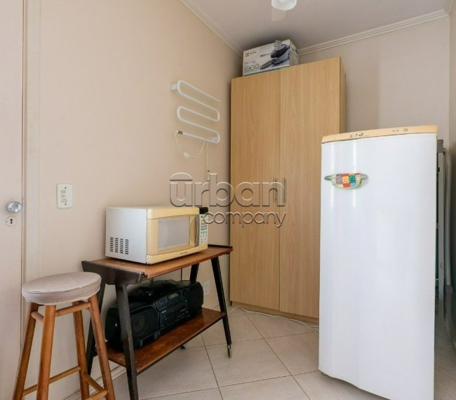 Apartamento com 74m², 2 quartos, 1 suíte, 1 vaga, no bairro Jardim do Salso em Porto Alegre