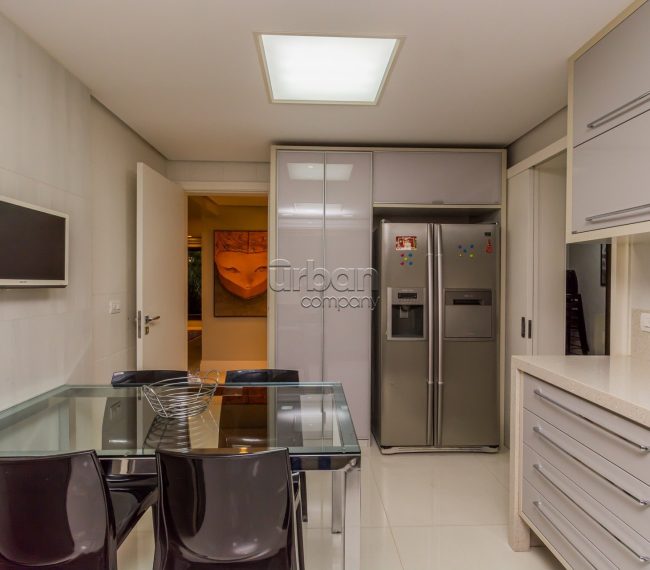 Apartamento com 276m², 4 quartos, 4 suítes, 4 vagas, no bairro Bela Vista em Porto Alegre