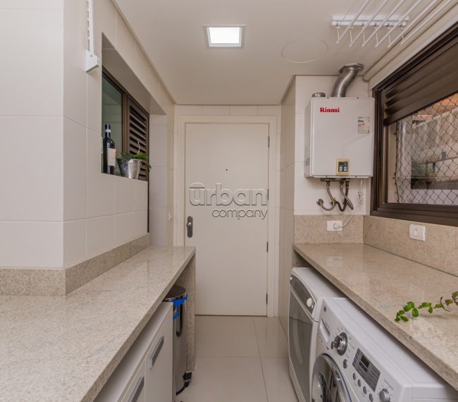 Apartamento com 276m², 4 quartos, 4 suítes, 4 vagas, no bairro Bela Vista em Porto Alegre