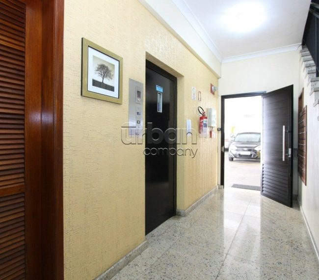 Apartamento com 95m², 3 quartos, 1 suíte, 1 vaga, no bairro Auxiliadora em Porto Alegre