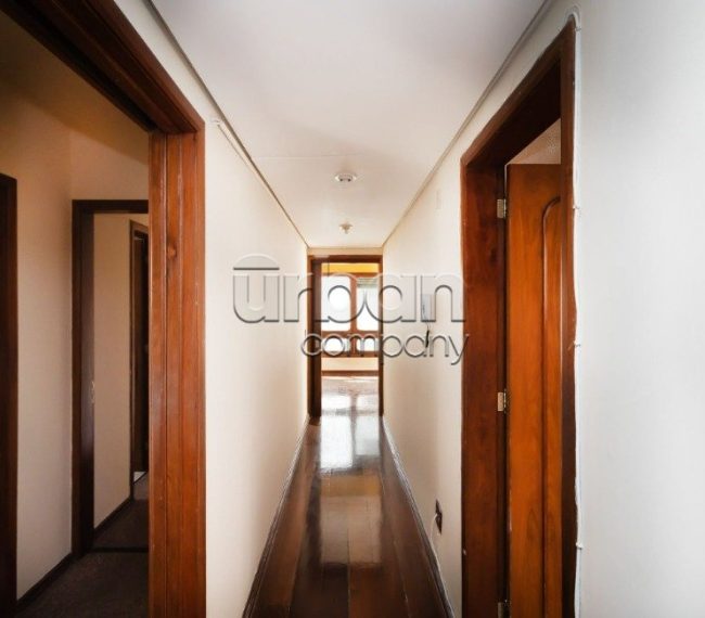 Apartamento com 109m², 3 quartos, 1 suíte, 1 vaga, no bairro Mont Serrat em Porto Alegre