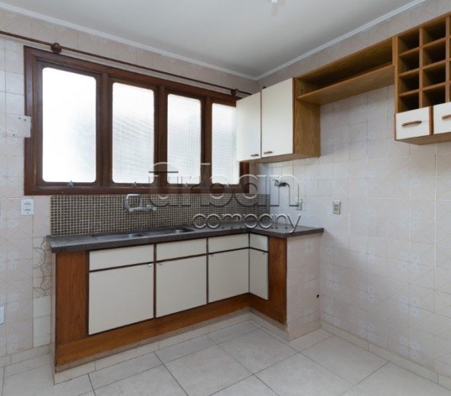 Apartamento com 109m², 3 quartos, 1 suíte, 1 vaga, no bairro Mont Serrat em Porto Alegre