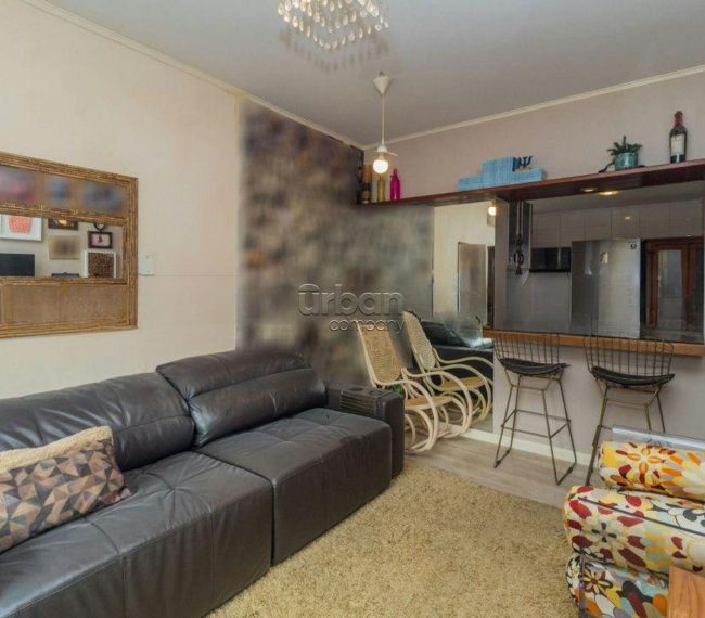 Apartamento com 78m², 2 quartos, 1 vaga, no bairro SANTA CECÍLIA em Porto Alegre