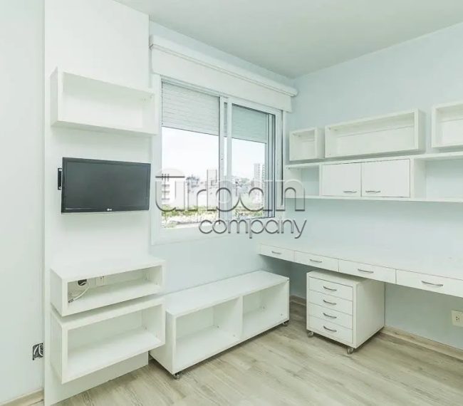 Apartamento com 108m², 3 quartos, 1 suíte, 2 vagas, no bairro Jardim Europa em Porto Alegre