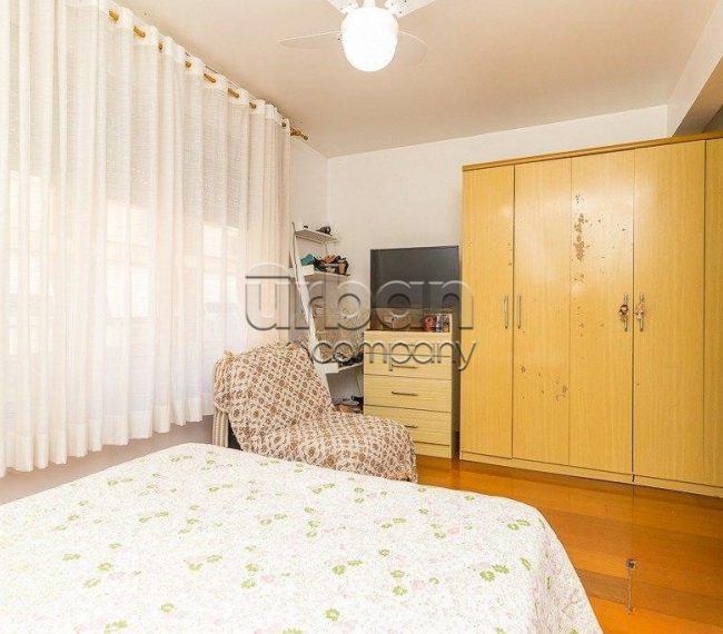 Apartamento com 82m², 2 quartos, 1 vaga, no bairro Petrópolis em Porto Alegre