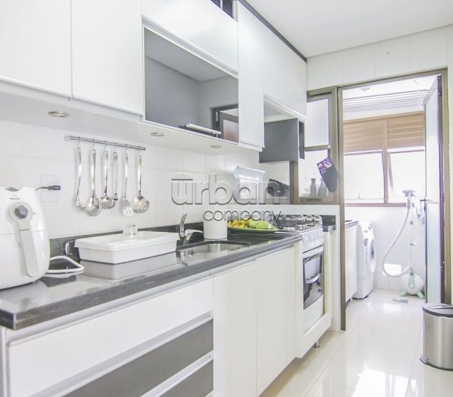 Apartamento Duplex com 101m², 2 quartos, 1 vaga, no bairro Petrópolis em Porto Alegre