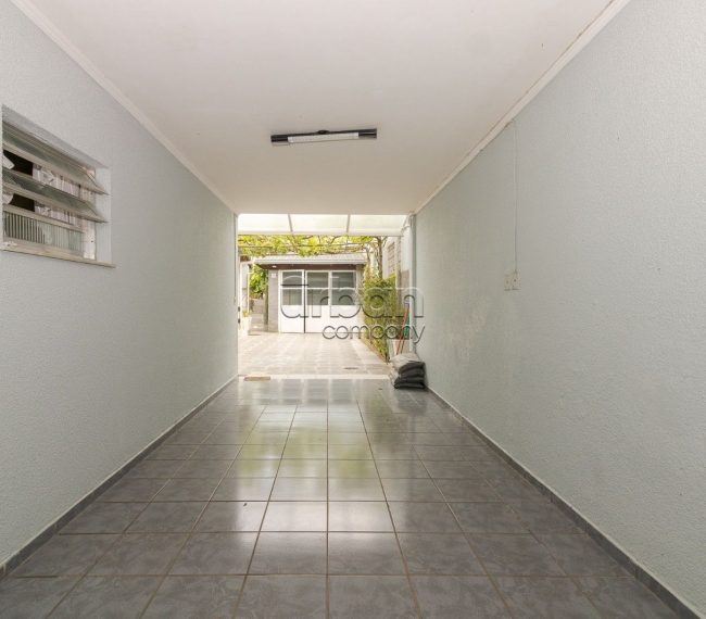 Casa com 261m², 4 quartos, 1 suíte, 5 vagas, no bairro Jardim Itu em Porto Alegre