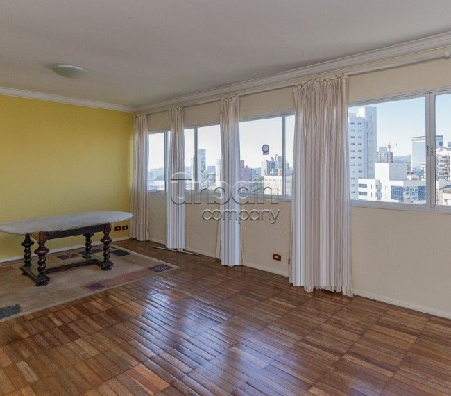 Apartamento com 110m², 3 quartos, 1 suíte, 1 vaga, no bairro Bela Vista em Porto Alegre