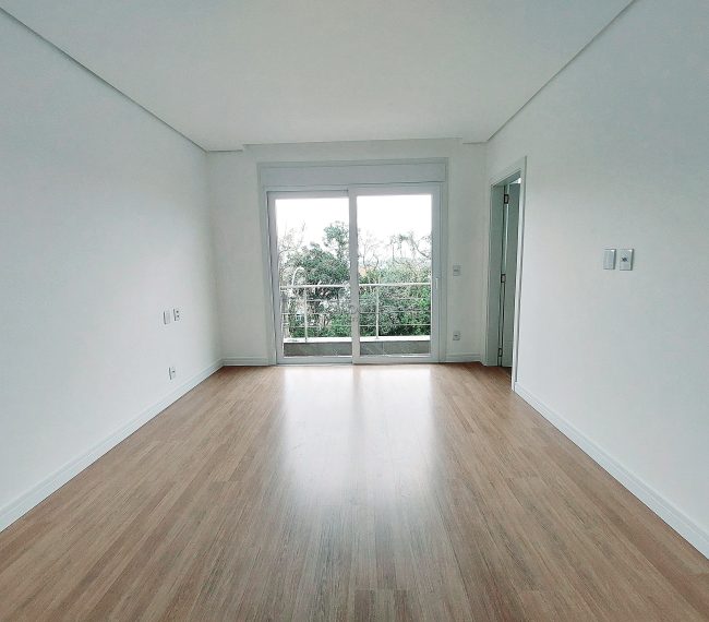 Casa em Condomínio com 256m², 3 quartos, 3 suítes, 2 vagas, no bairro Hipica em Porto Alegre