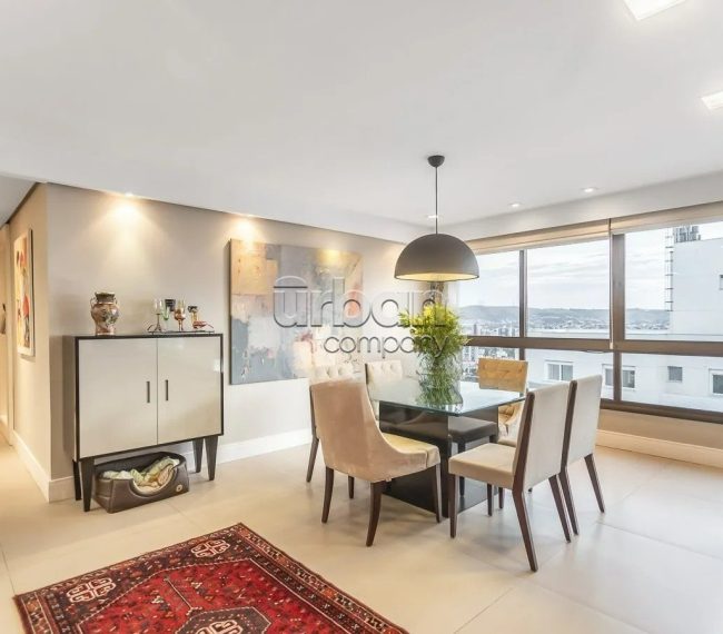 Apartamento com 181m², 3 quartos, 3 suítes, 5 vagas, no bairro Bela Vista em Porto Alegre