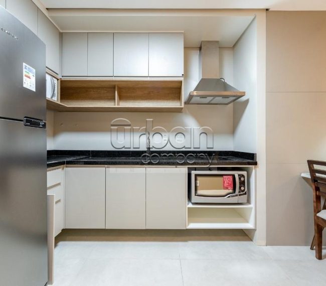 Loft com 37m², 1 quarto, 1 vaga, no bairro Azenha em Porto Alegre