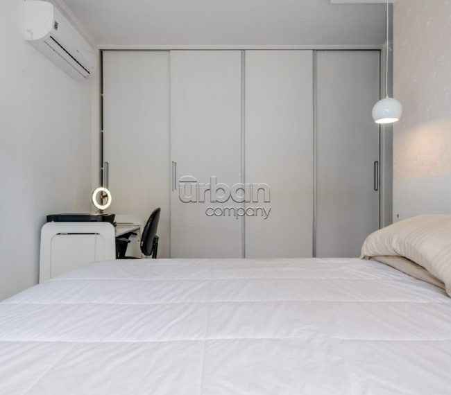 Apartamento com 74m², 2 quartos, 1 suíte, 2 vagas, no bairro Passo da Areia em Porto Alegre