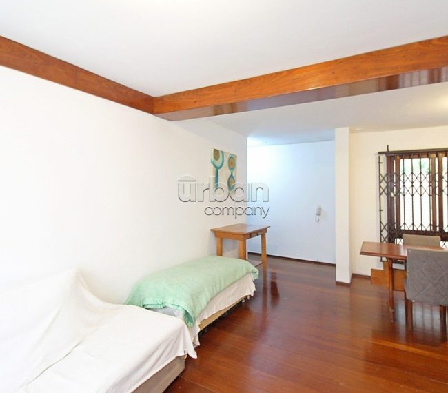 Apartamento com 110m², 3 quartos, 1 suíte, 1 vaga, no bairro Mont Serrat em Porto Alegre