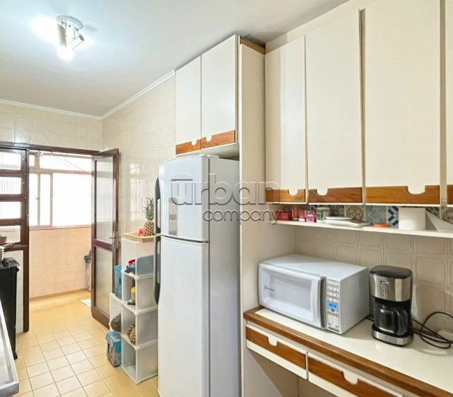 Apartamento com 110m², 3 quartos, 1 suíte, 1 vaga, no bairro Mont Serrat em Porto Alegre