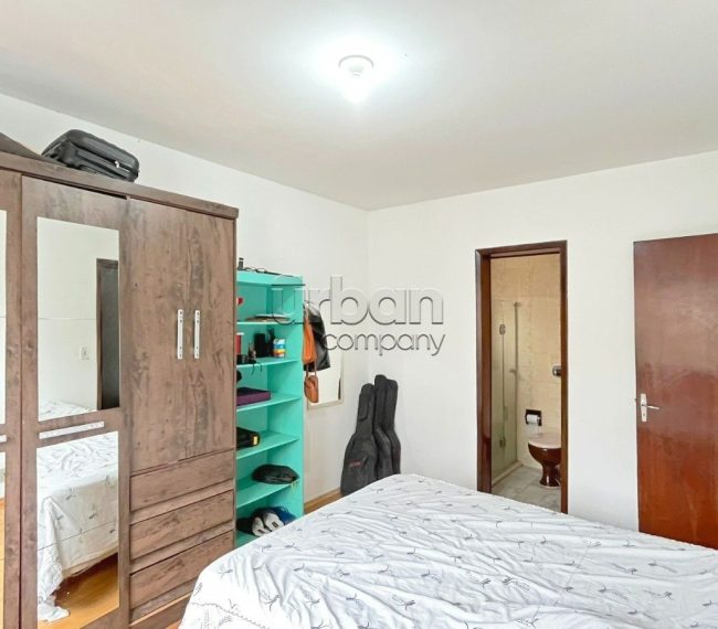 Apartamento com 110m², 3 quartos, 1 suíte, 1 vaga, no bairro Mont Serrat em Porto Alegre