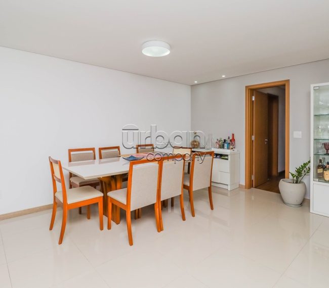 Apartamento com 134m², 3 quartos, 2 suítes, 4 vagas, no bairro Chácara da Pedras em Porto Alegre