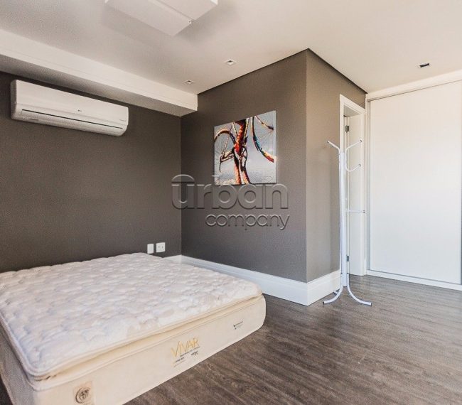 Apartamento Duplex com 67m², 1 quarto, 2 vagas, no bairro Moinhos de Vento em Porto Alegre