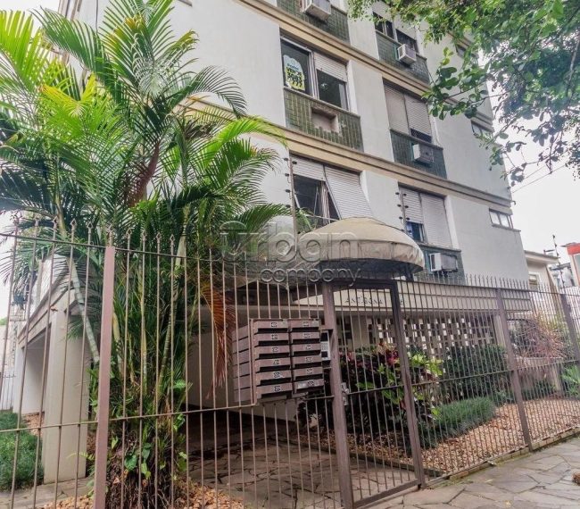 Apartamento com 70m², 2 quartos, 2 vagas, no bairro Auxiliadora em Porto Alegre