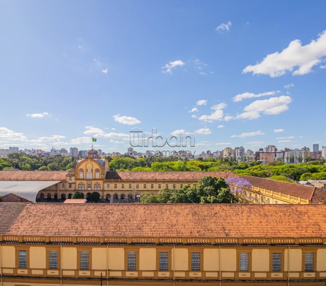 Apartamento com 43m², 1 quarto, 1 suíte, 1 vaga, no bairro Santana em Porto Alegre