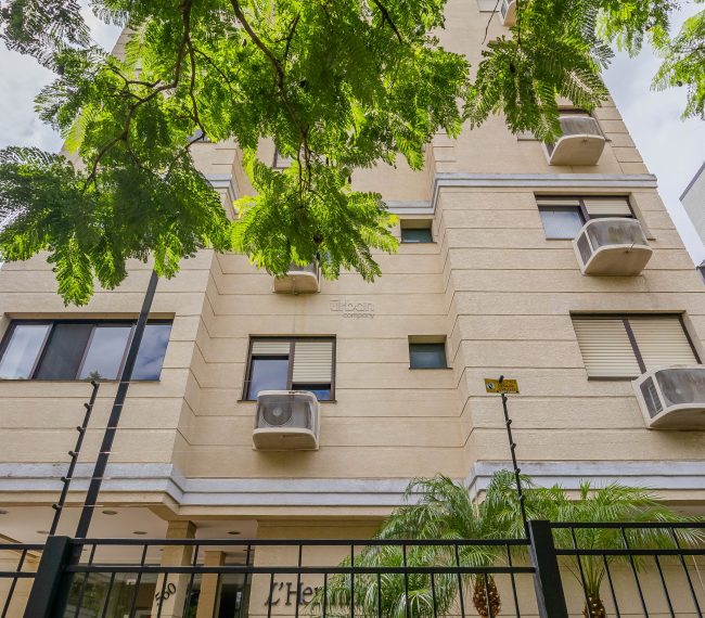 Apartamento com 116m², 3 quartos, 1 suíte, 2 vagas, no bairro Auxiliadora em Porto Alegre