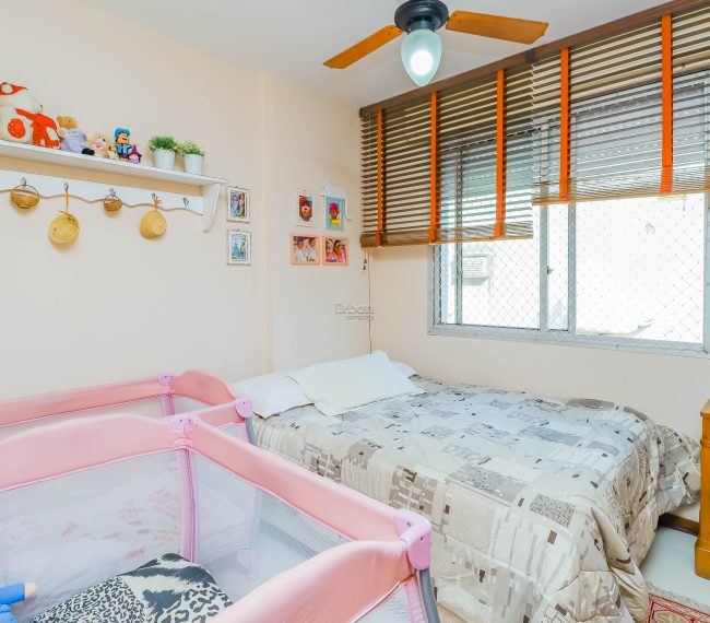 Cobertura com 218m², 3 quartos, 1 suíte, 4 vagas, no bairro Higienópolis em Porto Alegre