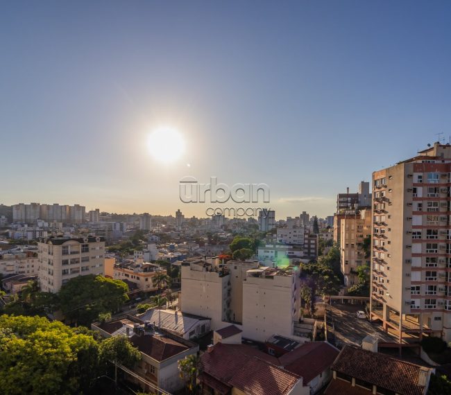 Apartamento com 95m², 3 quartos, 1 suíte, 2 vagas, no bairro Jardim Botânico em Porto Alegre