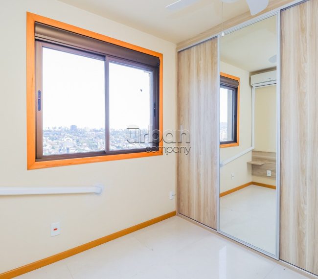 Apartamento com 77m², 3 quartos, 1 suíte, 2 vagas, no bairro Vila Jardim em Porto Alegre