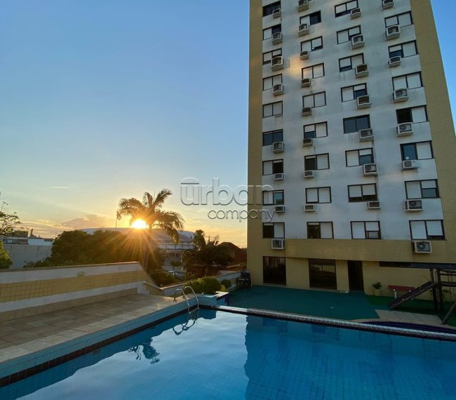 Apartamento com 86m², 3 quartos, 1 suíte, 2 vagas, no bairro Praia de Belas em Porto Alegre