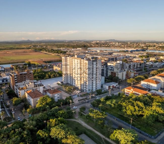 Apartamento com 53m², 2 quartos, 1 suíte, 1 vaga, no bairro Jardim Lindóia em Porto Alegre