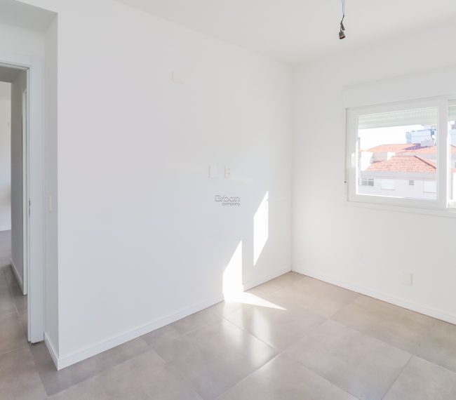 Apartamento com 53m², 2 quartos, 1 suíte, 1 vaga, no bairro Jardim Lindóia em Porto Alegre