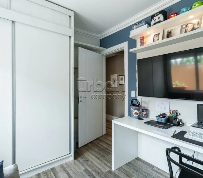 Apartamento Garden com 178m², 3 quartos, 1 suíte, 2 vagas, no bairro Santana em Porto Alegre